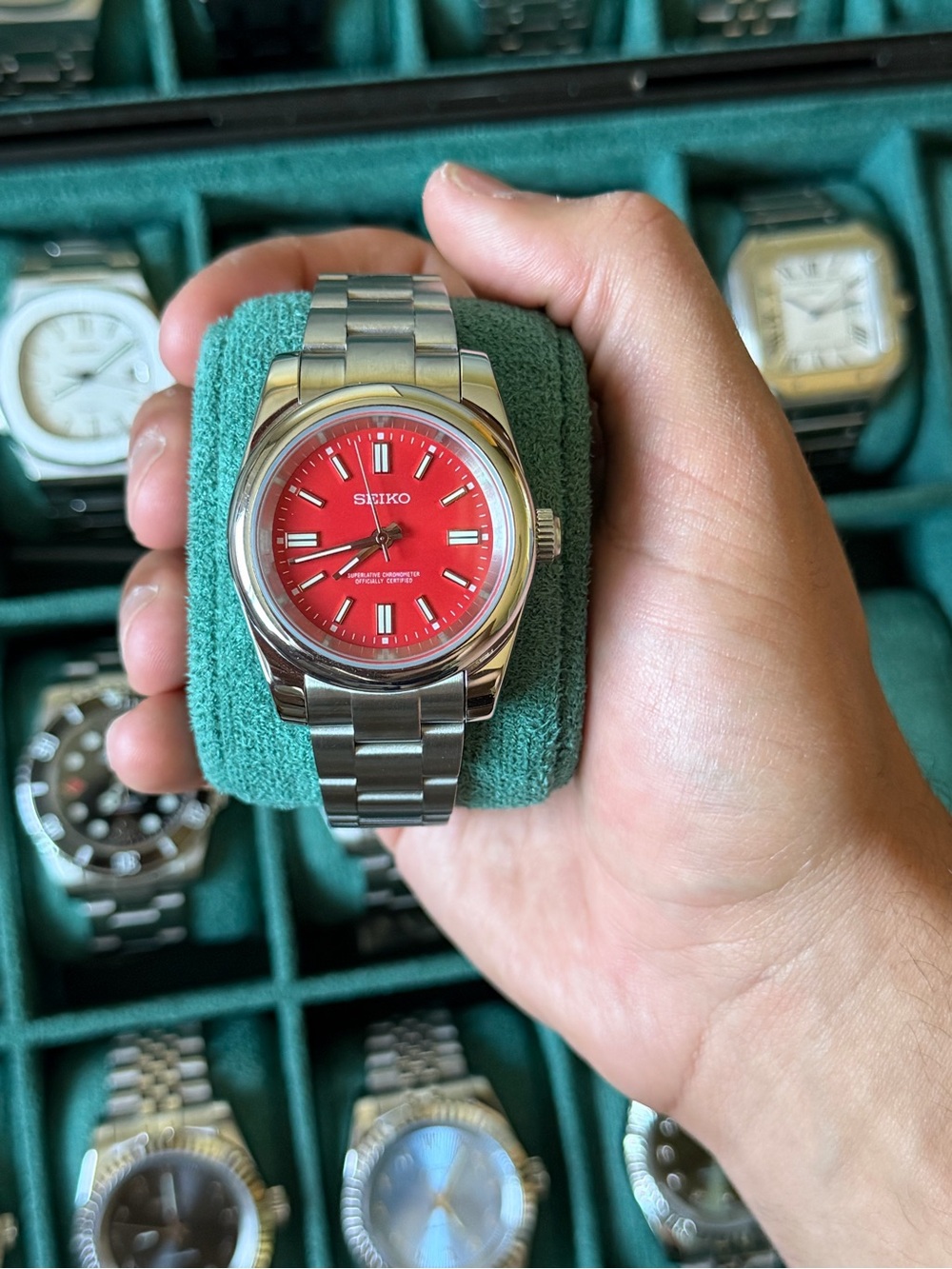 Seiko Mod: Oyster Coral Red
